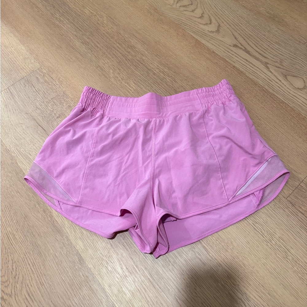 Lululemon vitapink hotty hots 2.5 inseam